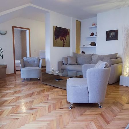 Apartment Niš Center Buitenkant foto