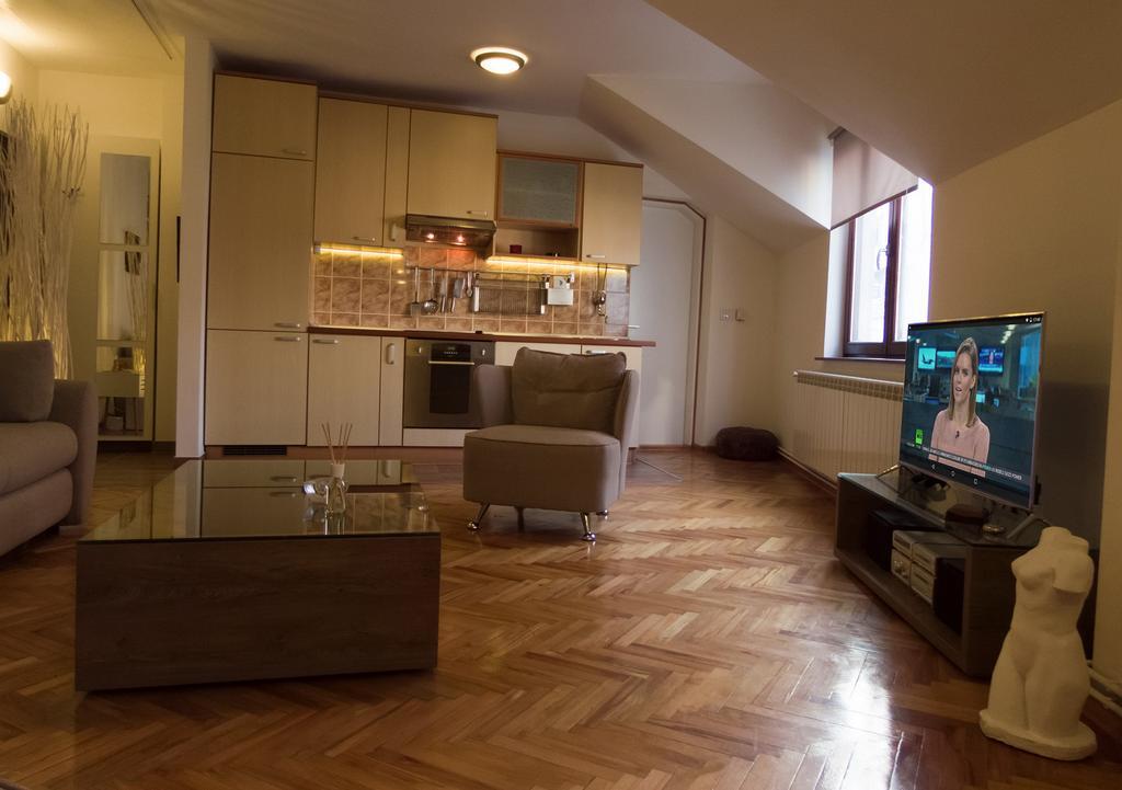 Apartment Niš Center Buitenkant foto