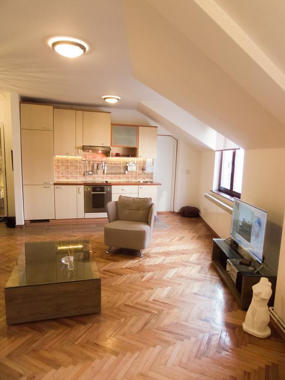 Apartment Niš Center Buitenkant foto